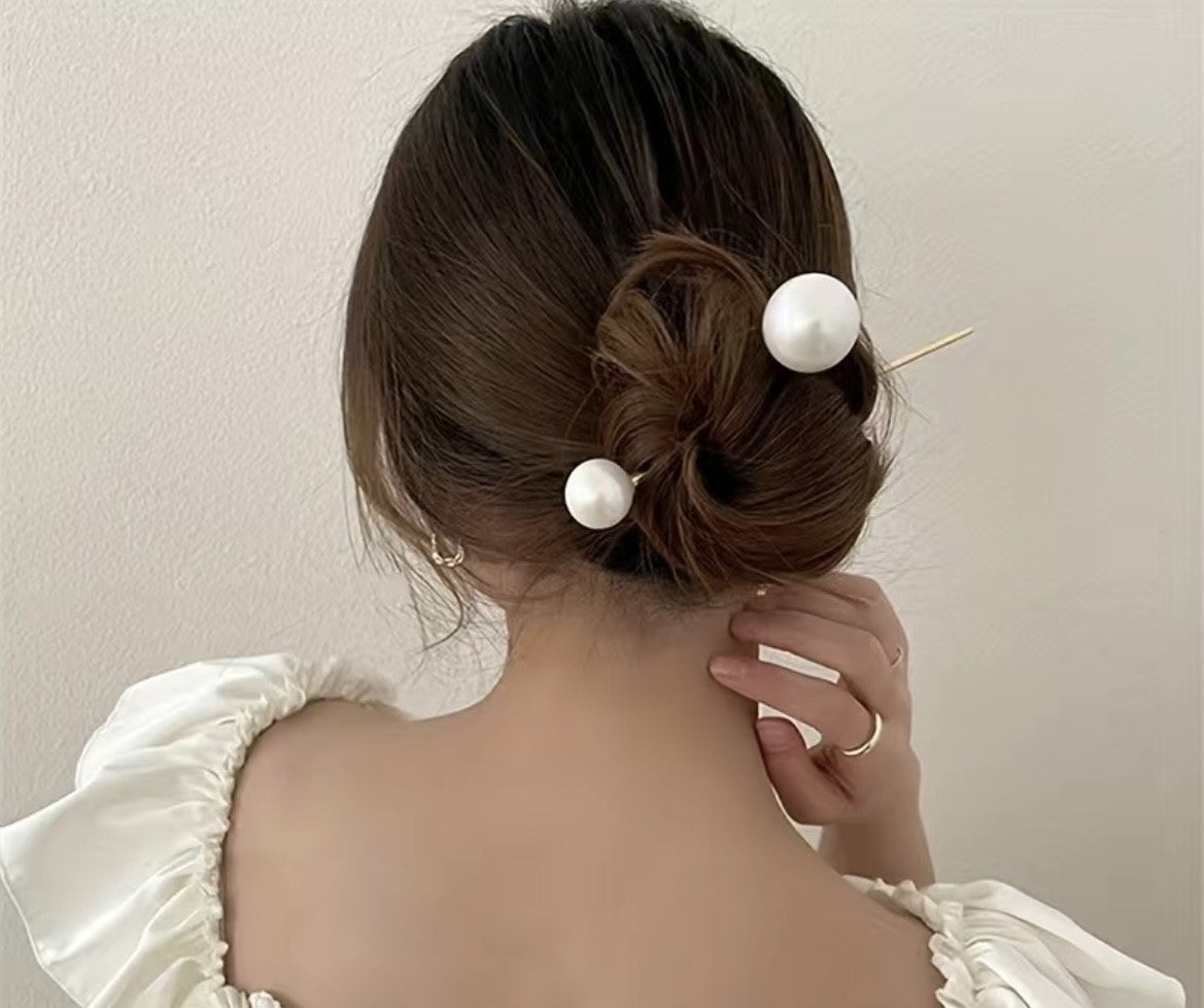 Posh Beginnings Pearl Hair Pin